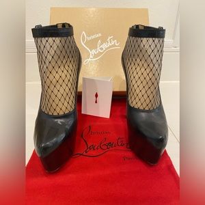 Christian Louboutin Psybootie 100 Gloss/Pat on Version Black size 40.5 EU